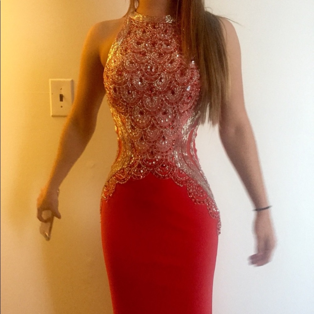Prom red dress